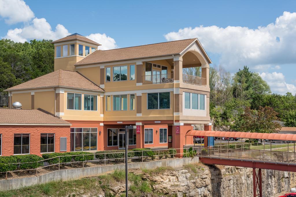 Westgate Branson Lakes Resort Hollister Exterior photo